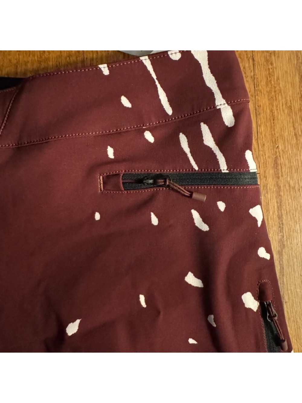 Specialized Maroon and White Cycling Pants Men’s Size 36 - Picture 5 of 5